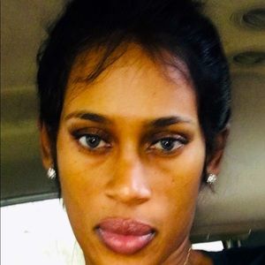 Meet your Posher, Johnetta